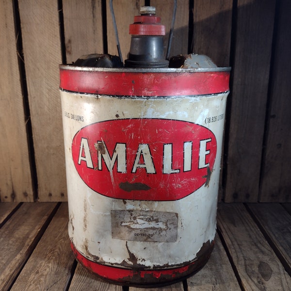 Vintage Rusty Amalie Oil Can