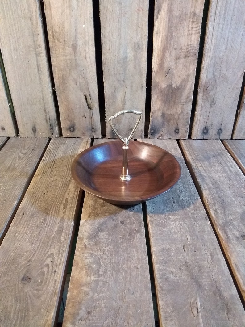 Vermilion Walnut Dish