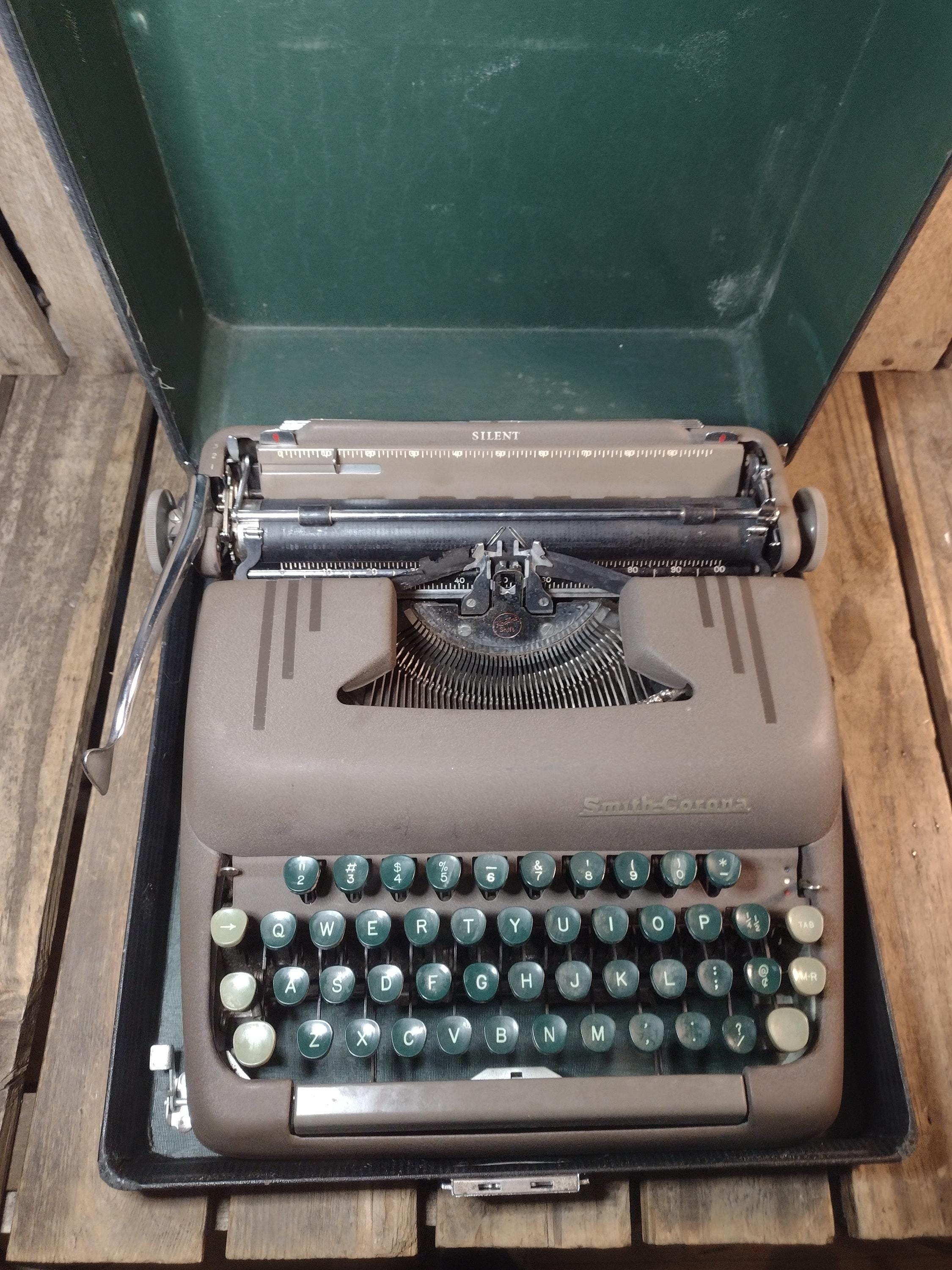 Vintage Smith-corona Silent Typewriter With Case – Works Except