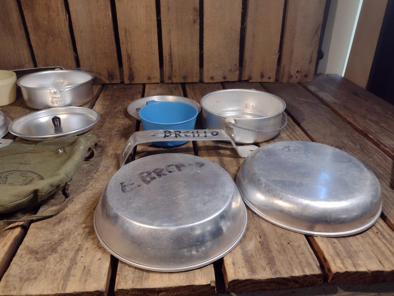 2 Vintage Mess Kits - Etsy