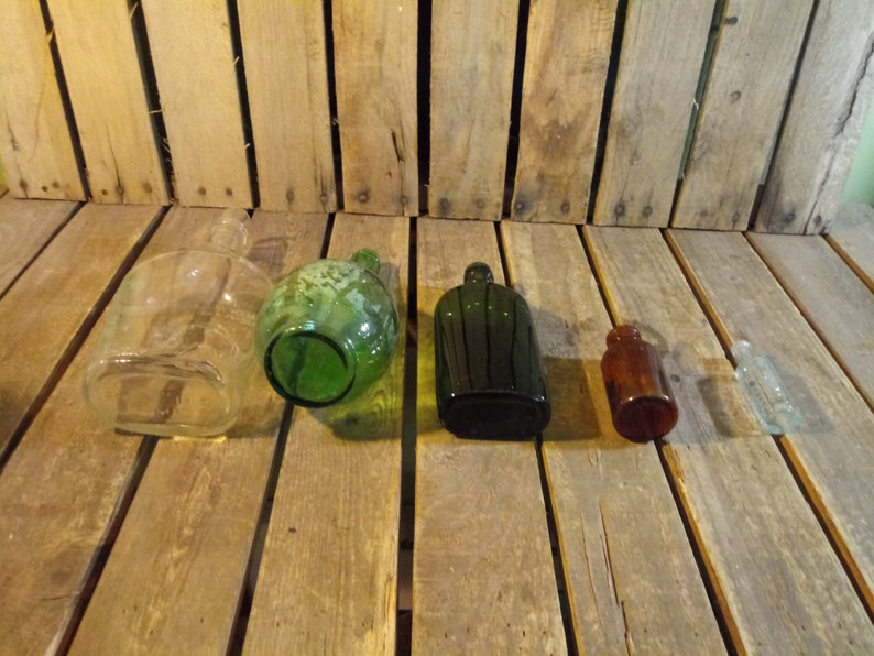 5 Vintage Glas-Flaschen Bild 2