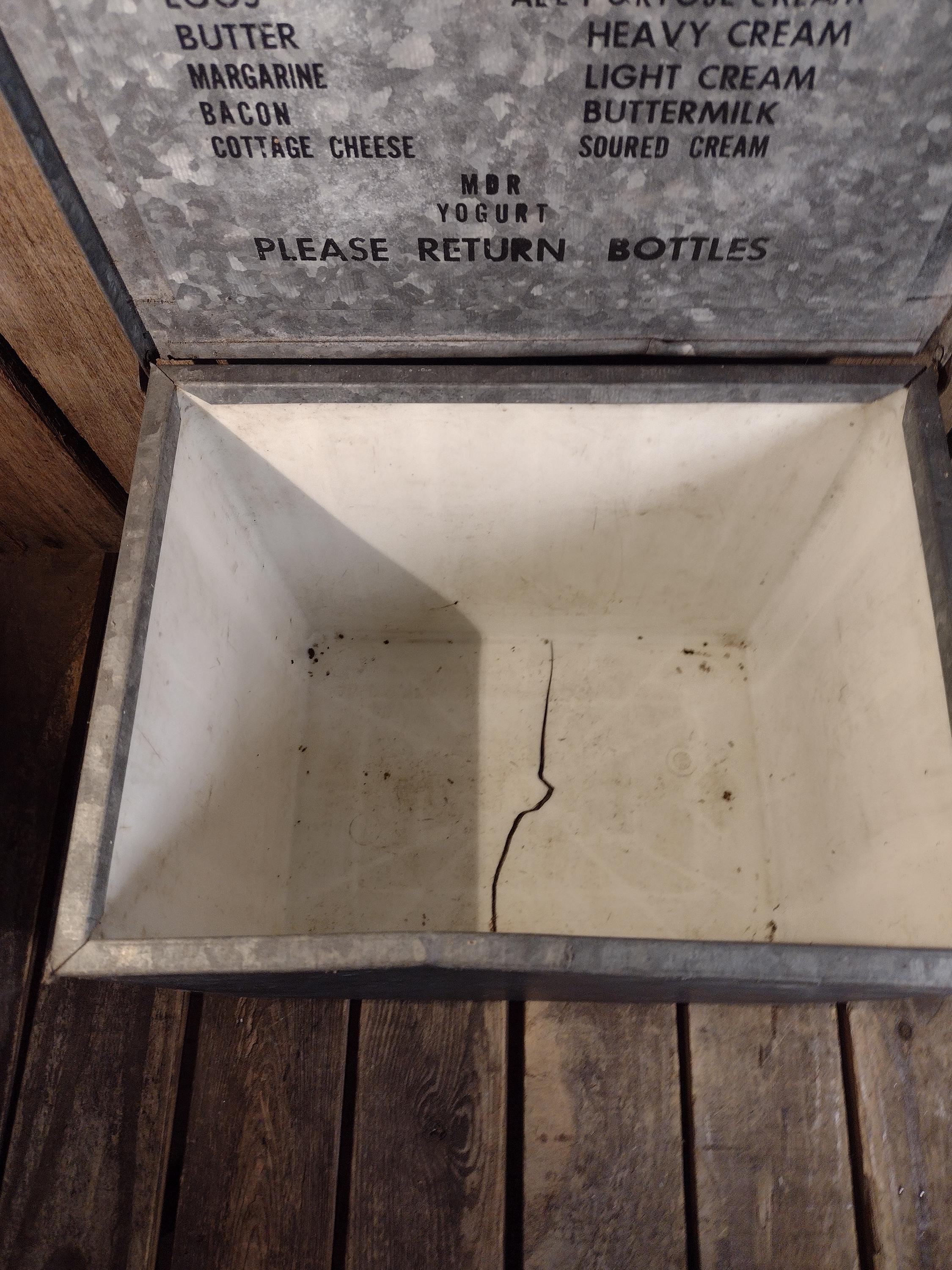 Vintage Hood Milk Box - Etsy