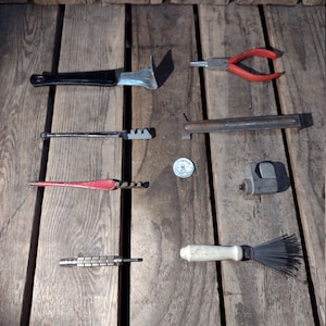 8 Vintage Tools