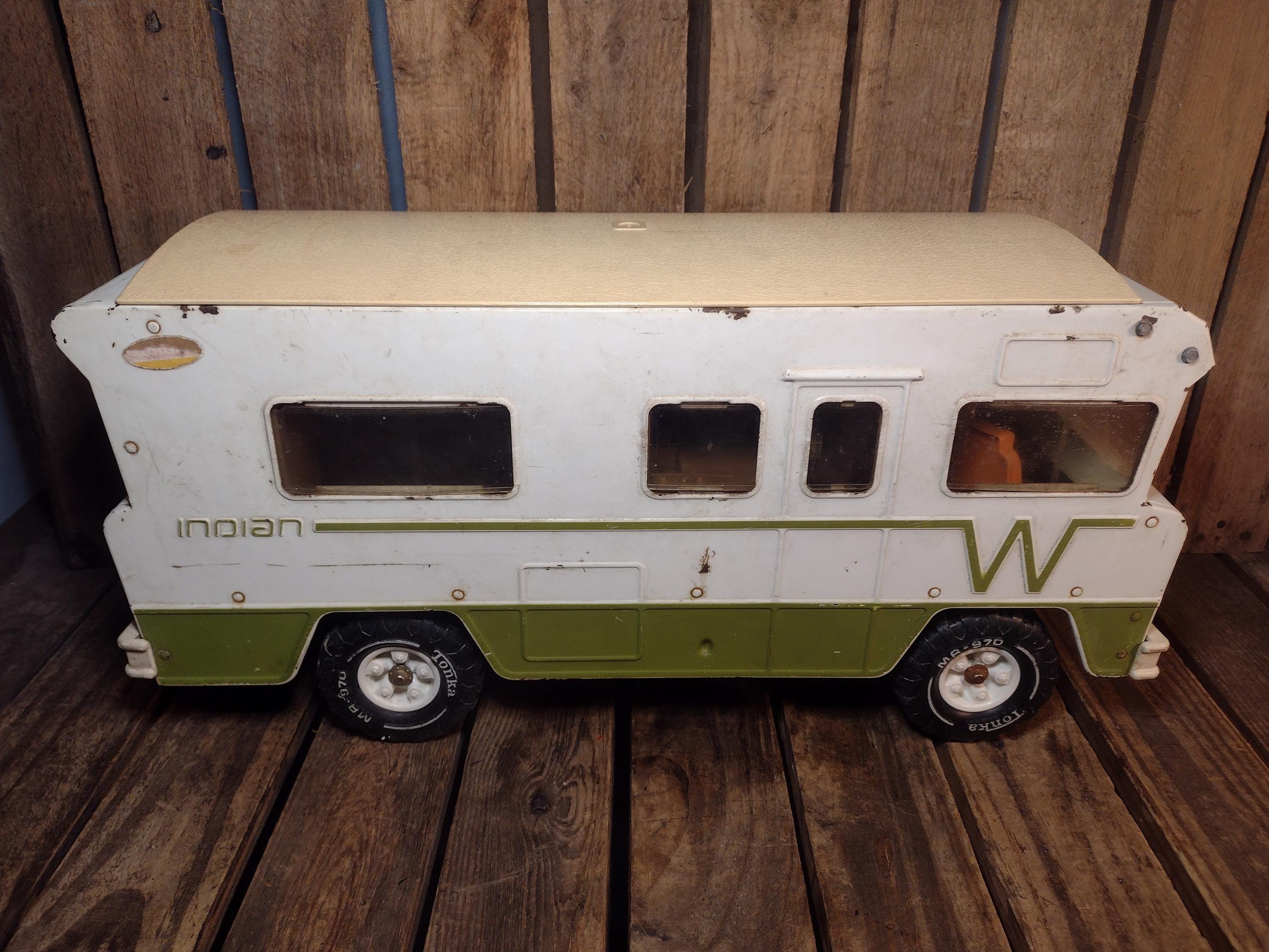 Tonka Indian Camper RV Toy Truck Metal & Plastic White Green 1970s