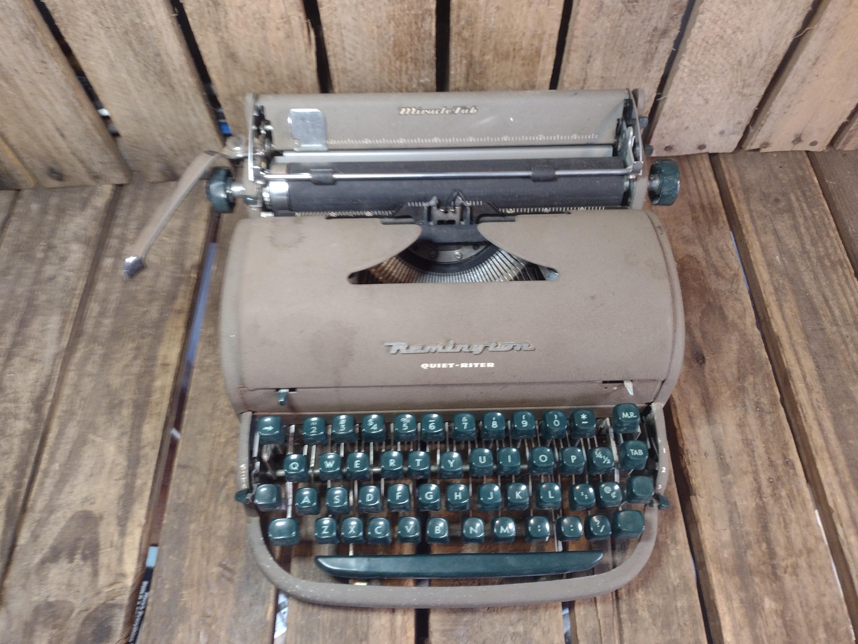 Remington Quiet Riter Typewriter - Etsy