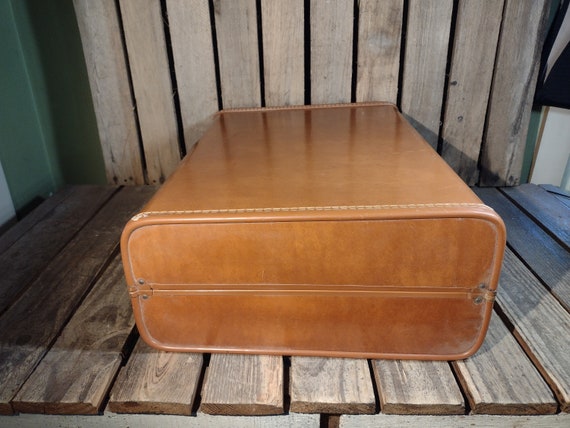 Vintage Suitcase - image 4