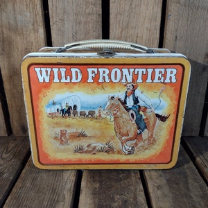 Vintage Wild Frontier Lunchbox No Thermos