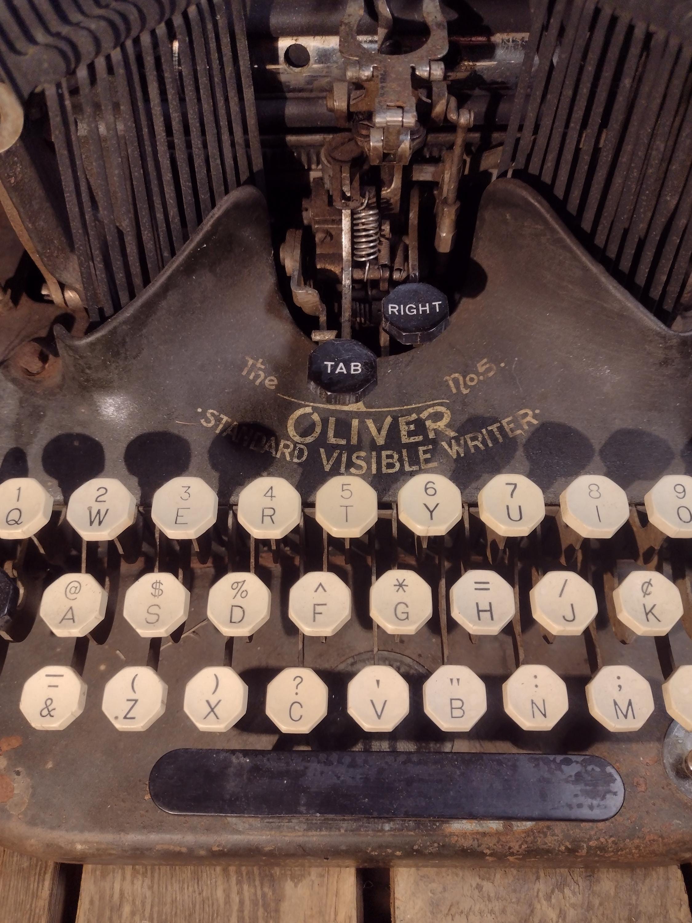 Antique Oliver No. 5 Typewriter – Early 1900s Vintage Typewriter
