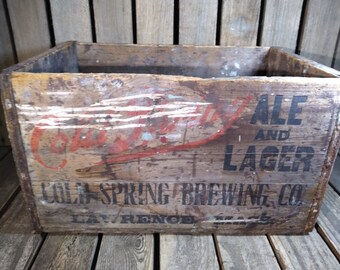 Antique Wooden Beer Crate – Rustic Ale & Lager Box – Collectible Brewery Barware Storage Décor