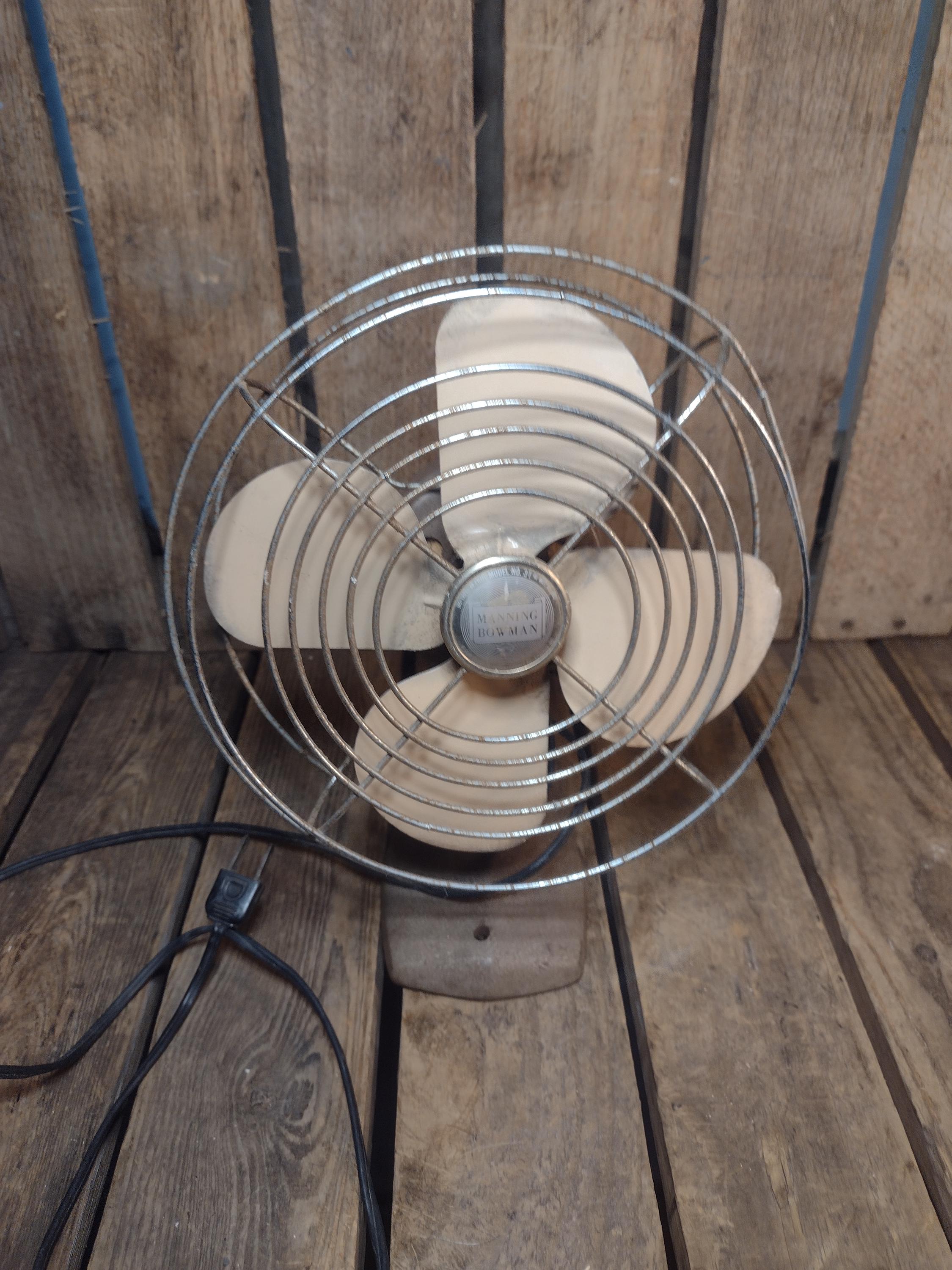 MANNING BOWMAN ヴィンテージ 扇風機 USA 1950年代 7” Manning Bowman Vintage Desk Fan Model 31 McGraw Electric Co