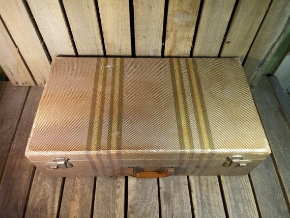 Vintage Suitcase - image 7