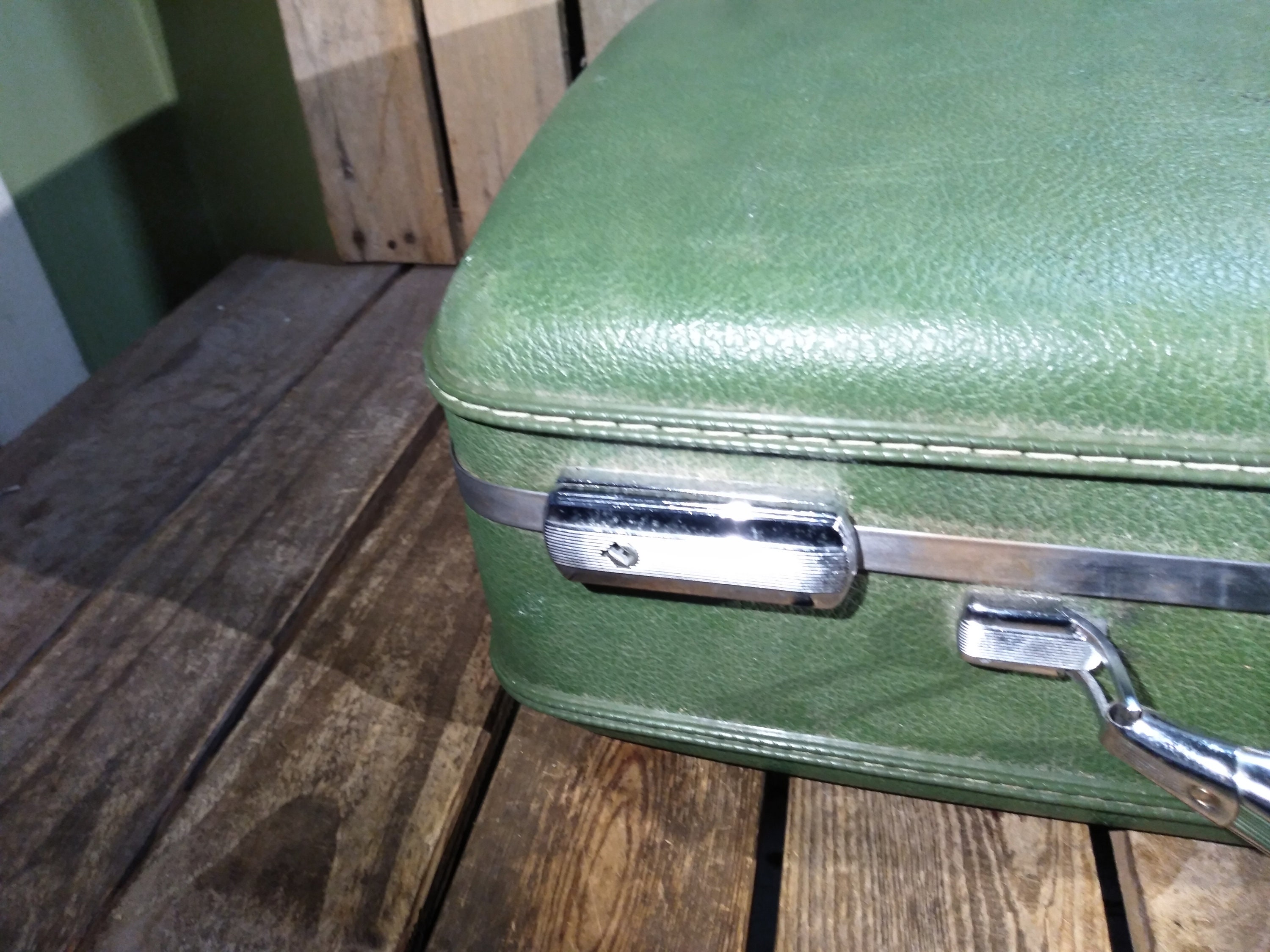 Vintage Green Suitcase - Etsy