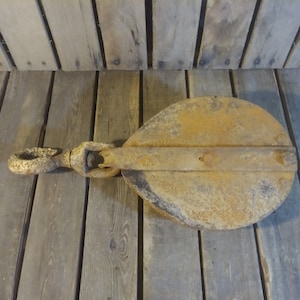Vintage Rusty Pulley