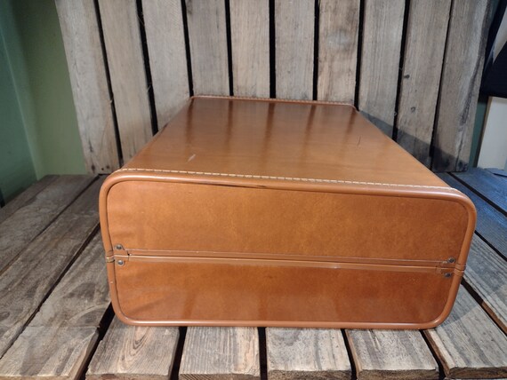 Vintage Suitcase - image 6