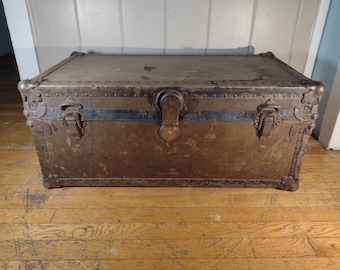 Vintage Wooden Storage Trunk with Key: Rustic Farmhouse Coffee Table