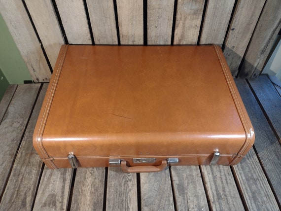 Vintage Suitcase - image 2