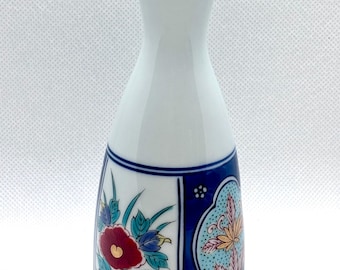 Japanese Master Matsumine, Old Hand-painted Small Porcelain Vase, Signed