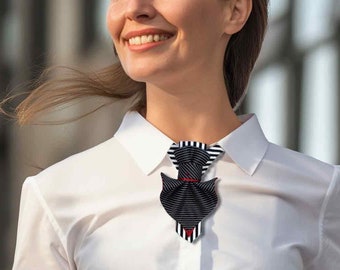 Cravate jabot au design unique noir et blanc pour femme, cravate de luxe faite main pour femme de qualité supérieure, jabot de cravate pour femme, cravate de musiciens