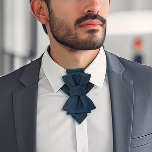 Donkerblauwe elegante vlinderdas, blauwe bruiloftsstropdas, cadeau voor stijlvolle mannen, unieke blauwe stropdas