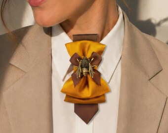 Golden Bumblebee Bow Tie Brooch, Vertical Neckpiece, Ruty Design Accessory