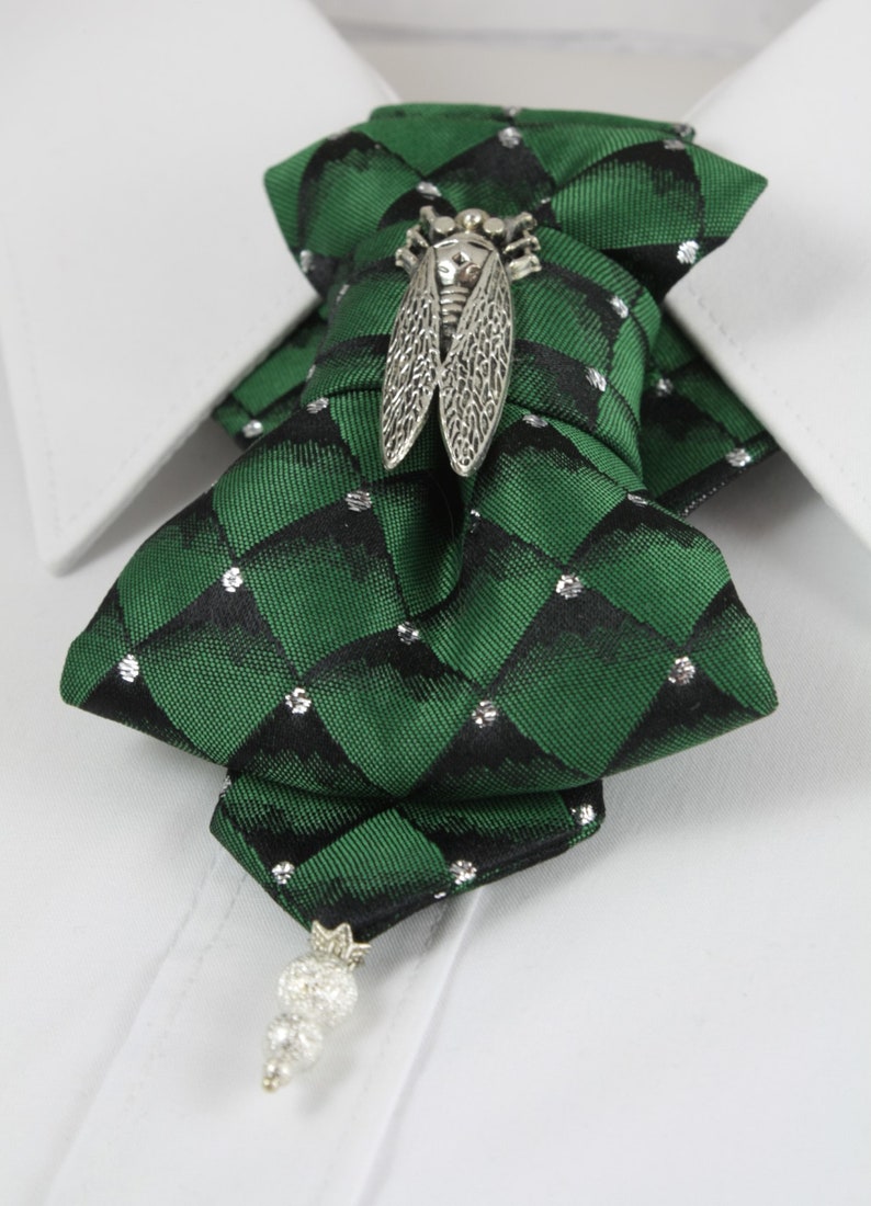 Green elegant tie for women, Handmade elegant ladies necktie, Stylish Neckwear For Women