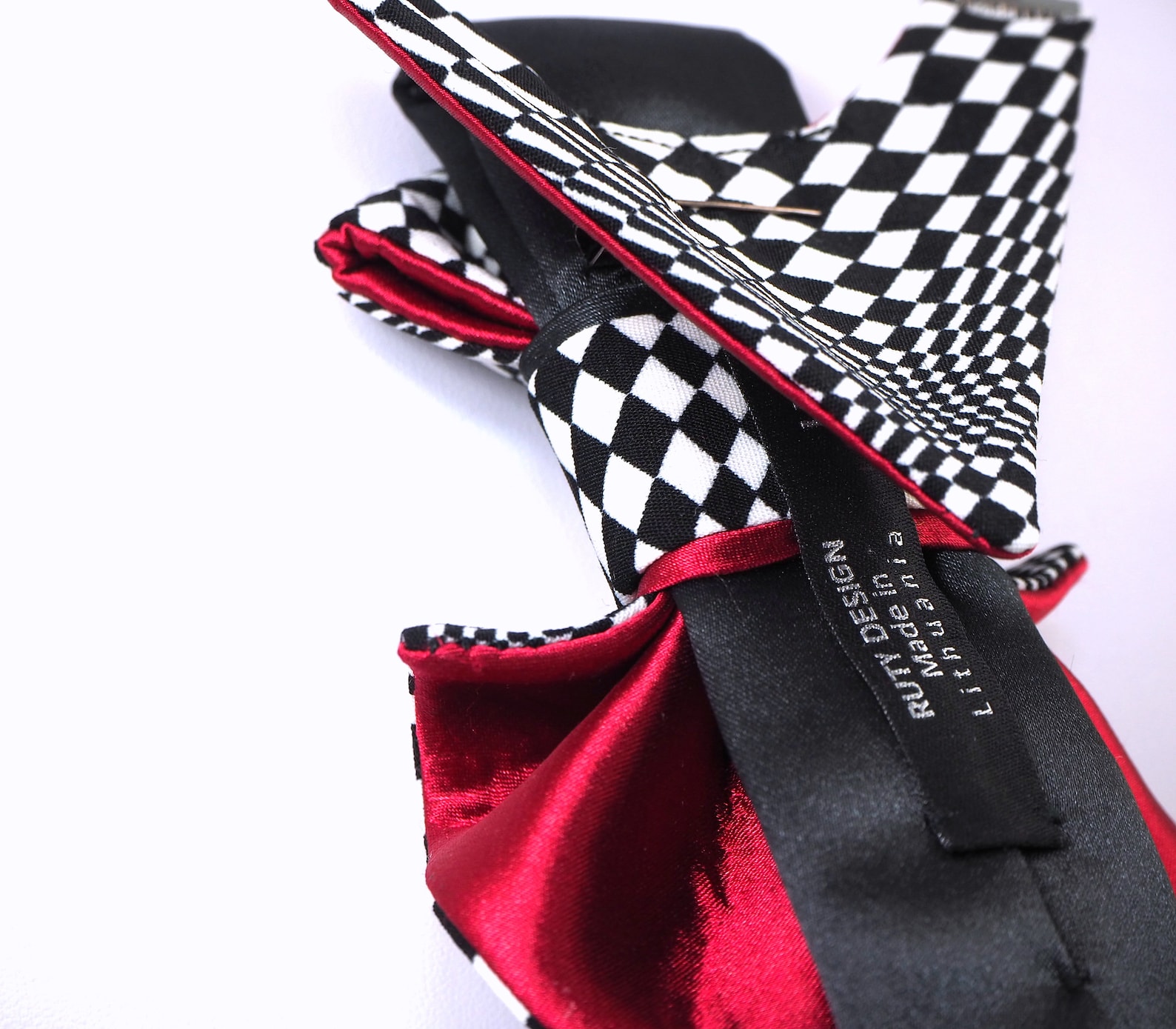 Jabots Bow Tie at Dora Fisher blog