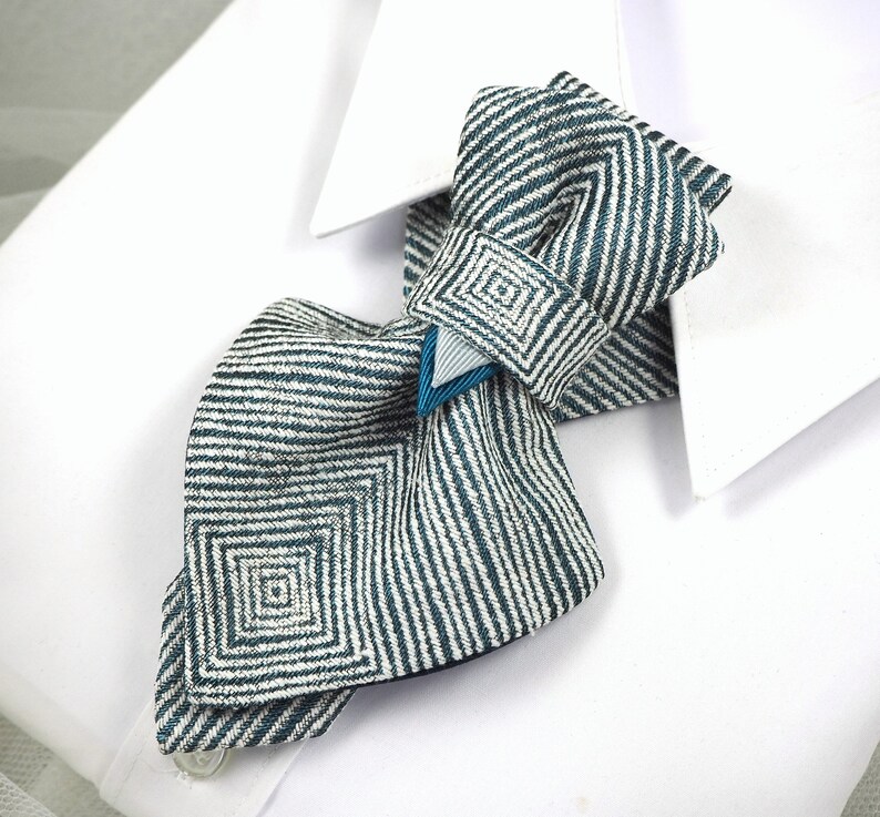 Gray neck tie for women, Stylish tie for girl and lady, Perfect gift for women, Unique and creative tie, Versatile neck accessorie for her