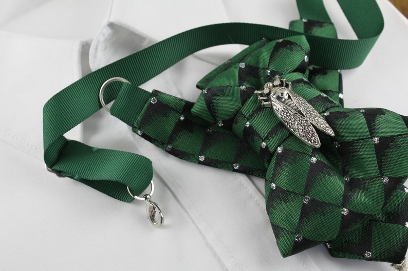 Green elegant bow tie for women, Handmade elegant ladies necktie, Stylish Neckwear For Women