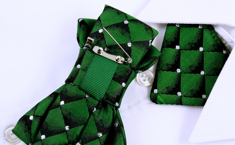 Green elegant bow tie for women, Handmade elegant ladies necktie, Stylish Neckwear For Women