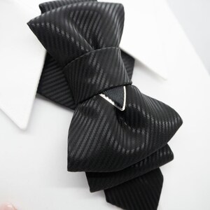 Black bow tie for wedding, wedding black tie, unique tie for groom, vertical bow tieTimeless Style Tie
Handmade Necktie
Luxury Fashion Accessory
Classic Necktie
Fashion Tie
Elegant Neckwear
Modern Necktie
Black Tie Event
Chic Fashion Tie
Minimalist Bow Tie
Artisan Accessories
Perfect Gift for Him
Statement Neckwear
Stylish Tie
Tailored Necktie
Wedding Necktie
Formal Necktie
Luxury Necktie
Groomsmen Gift Idea
Handcrafted Men’s Wear
Unisex Tie
Unique Design Tie