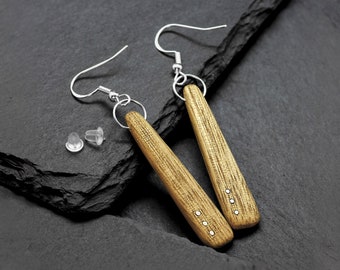 Boucles d'oreilles en bois de chêne avec 3 points en argent sterling, boucles d'oreilles en bois minimalistes avec crochets argentés