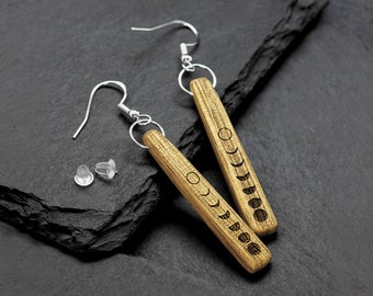 Boucles d'oreilles en bois de chêne avec phases de croissant de Lune, boucles d'oreilles en bois avec crochets en argent sterling