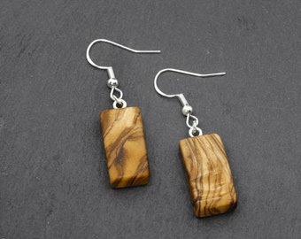 Boucles d’oreilles rectangulaires en bois d’olivier, fil d’oreille argenté, boucles d’oreilles en bois faites à la main