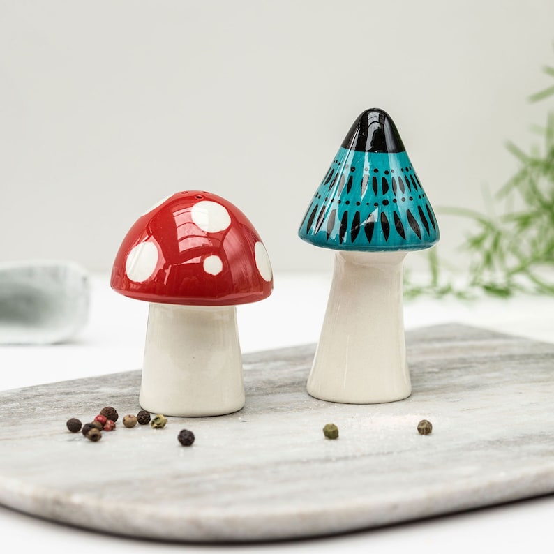 Hannah Turner Toadstool Salt & Pepper Shakers - Thumbnail 5
