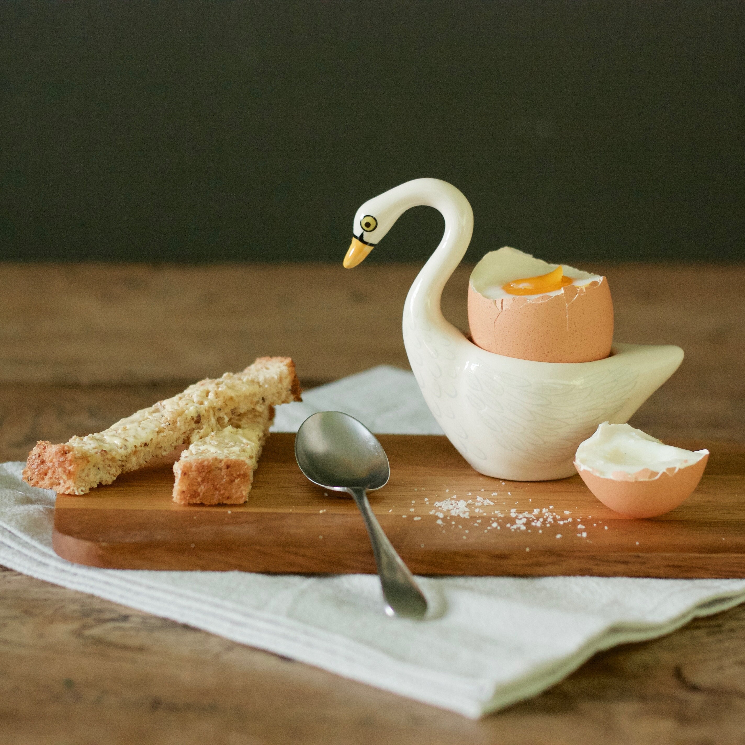  Porcelain Egg Cups Ceramic Egg Stand Holders for Soft