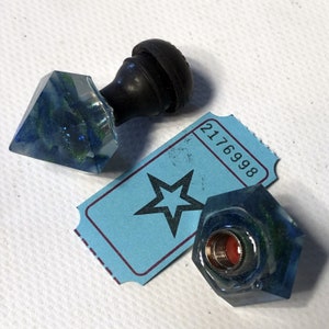 Diamonds valve caps / 2176998
