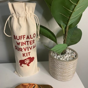 Buffalo Winter Survival Kit Snow Wine Liquor Bottle Bag Gift Bag