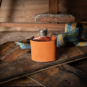 GLASS HIP FLASK , Whisky Hip flask with Leather or Harris Tweed Wrap, Whisky Gift image 3