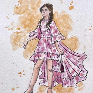 Peut inclure: Illustration &agrave; l'aquarelle d'une femme dans une robe rose &agrave; fleurs avec des manches &agrave; volants et une jupe fluide. Elle tient un petit sac &agrave; main et porte des talons hauts. Le fond pr&eacute;sente des &eacute;claboussures d'aquarelle orange.