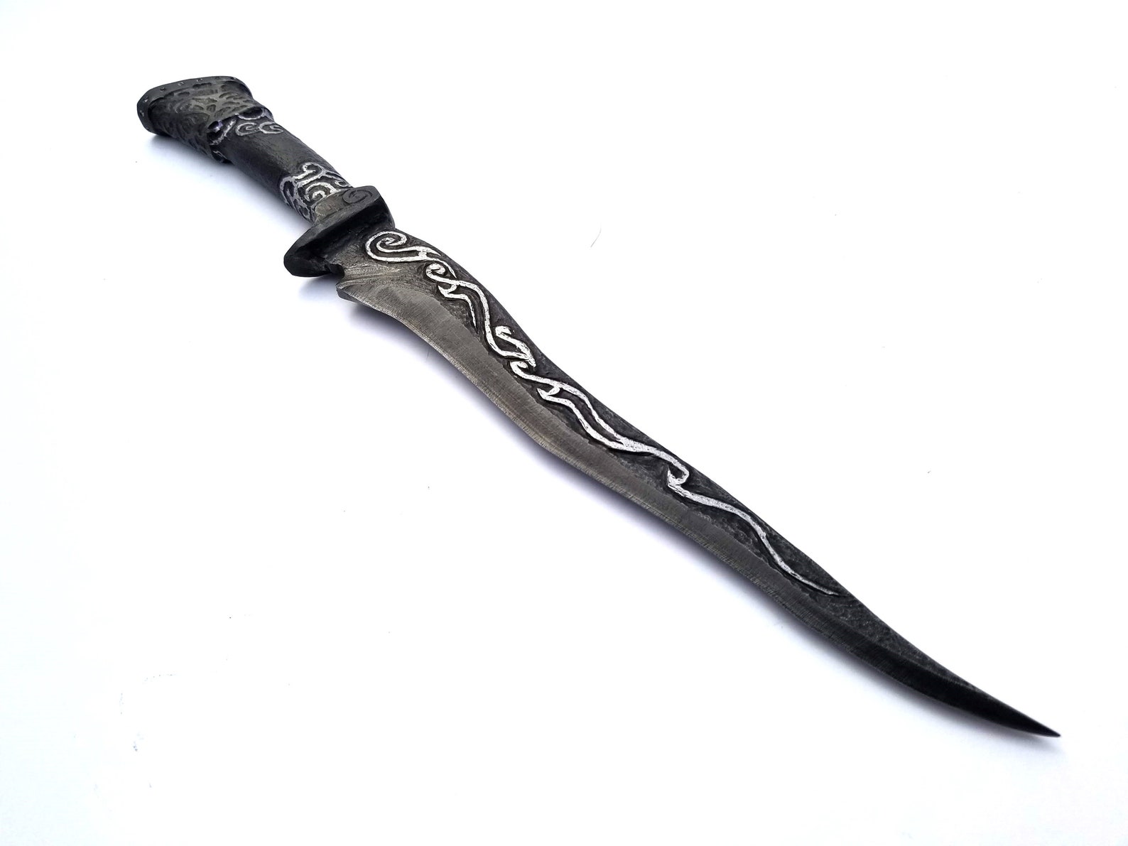 Ebony Dagger-100% METAL Replica Skyrim Inspired image 0.