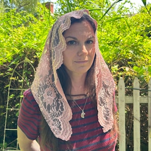 Simple rose, pink chapel veil