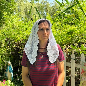 Simple white chapel veil
