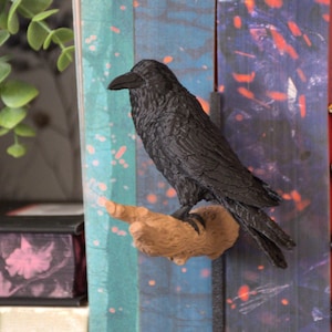 Raven Book Spine Hugger – Dark Academia Bookish Fantasy Decor