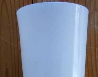 Tumbler-white glass -8 oz -Vintage- First Apartment gift
