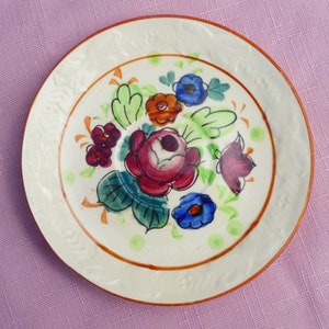 Small plate-Made in Japan-trinket dish-Home office decor- Wedding gift Basket-Grandma birthday gift