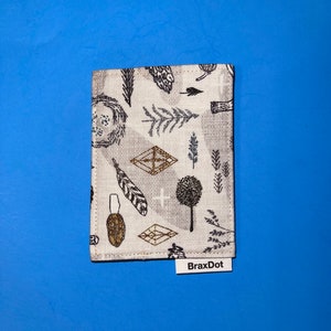 Nature Minimalist credit card holder with RFID security