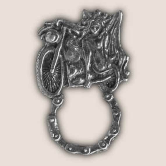 BIKER SUNGLASSES HOLDER PIN V-TWIN VIXEN