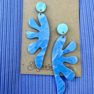 acrylic matisse wave earrings summer whimsical water waves lightweight water beach vibes image 3