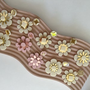 Daisy acrylic earrings large retro neutral gift giftable quirky statement love colorful fun whimsical