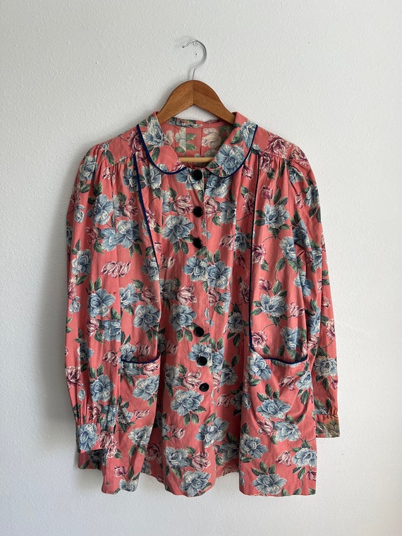 1940s feedsack floral cotton smock blouse - image 1